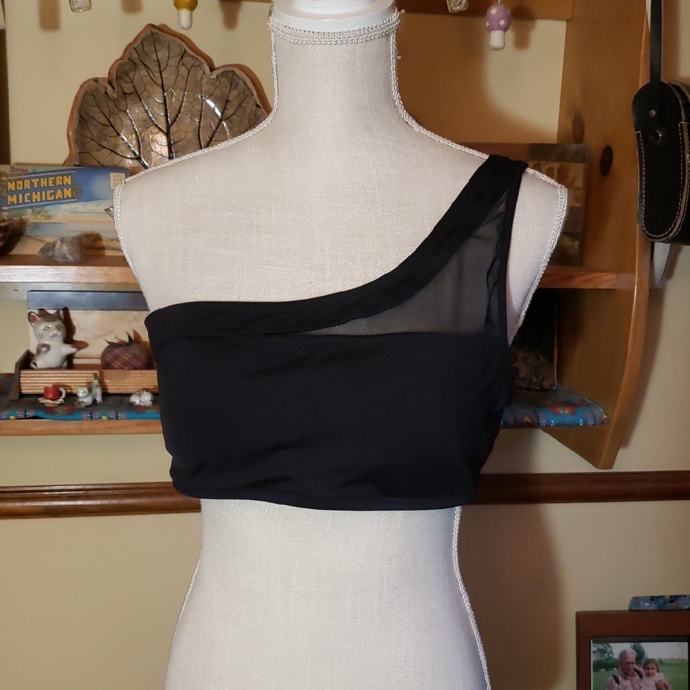 Shade & Shore Black Bikini Top - Picture 3 of 8